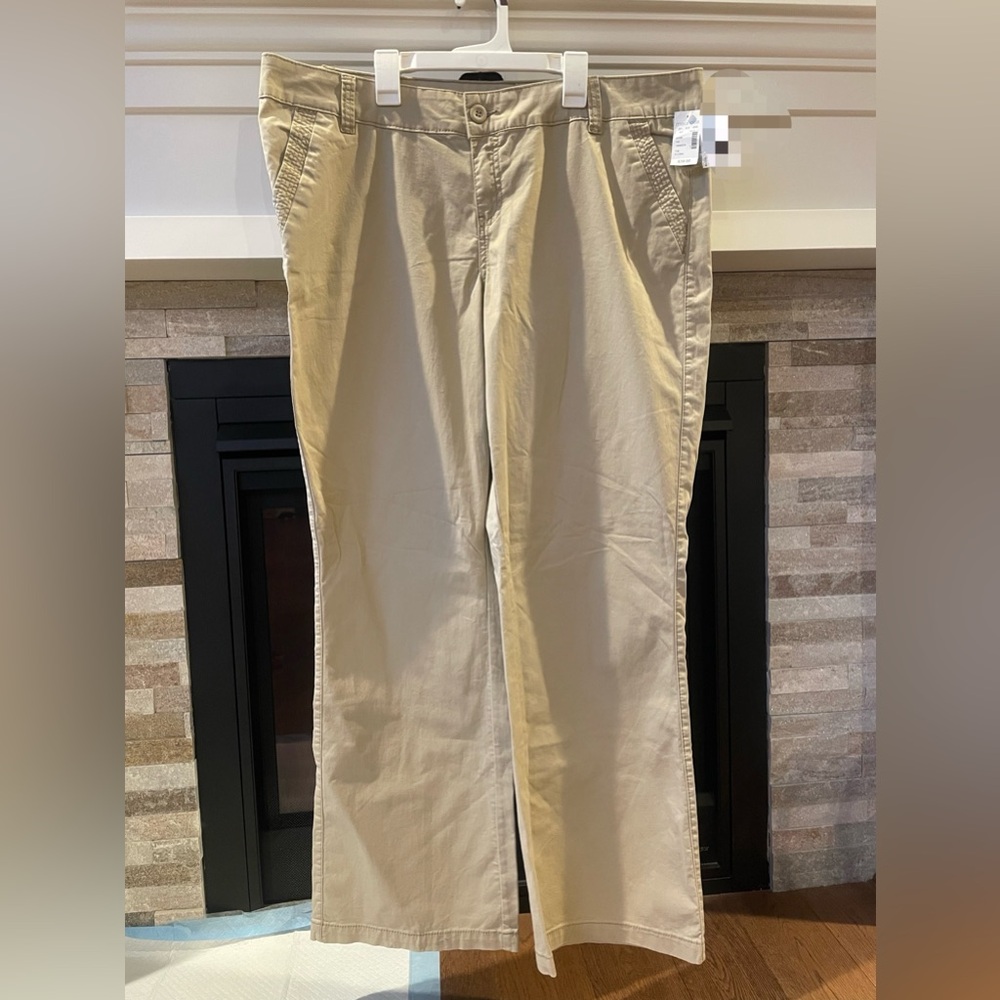 Maurice’s men pant tan size 40